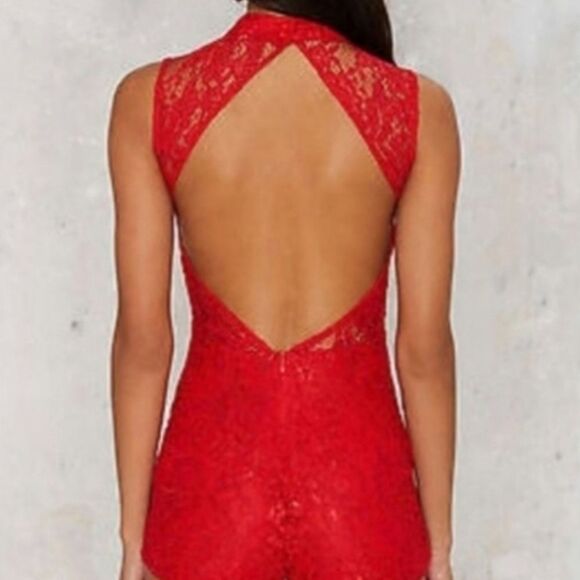 Line & Dot Red Lace Romper Size S NWT - Picture 9 of 9